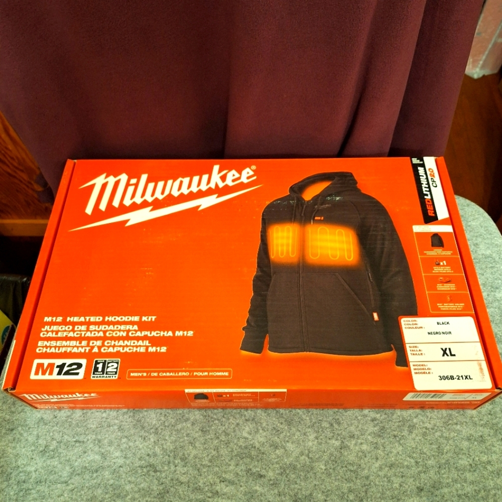 COPY - Men’s Milwaukee Heated Hoodie Black XL BNIB 306B-21XL w/FREE extra 2.0 b…